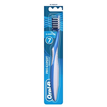 Oral B Toothbrush Cross Action 40 Medium